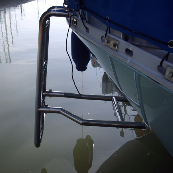 Boarding ladder